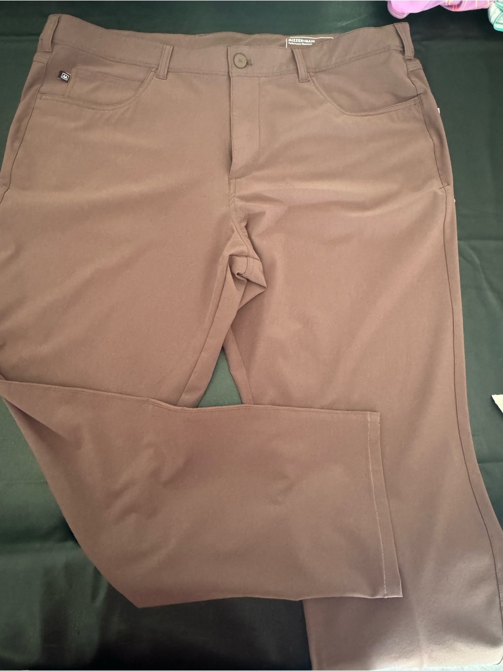 Mizzen+Main Men's Helmsman Brown Stretch Chinos in 40